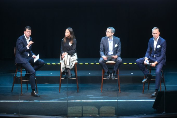 Mesa redonda en IBM Ecosystem Summit 2022